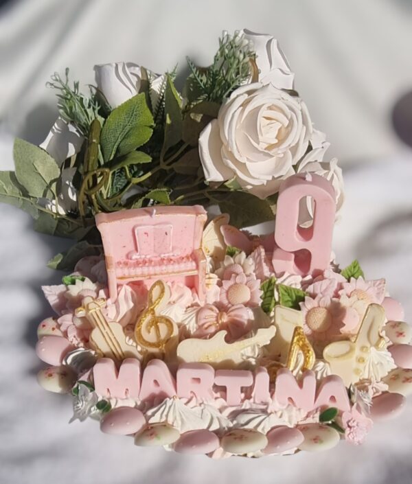 2.Candle pink